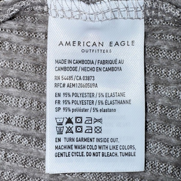 American Eagle Outfitters Light Gray Ribbed V-Neck Long Sleeve Top Sz S NWT SOFT - Picture 9 of 11